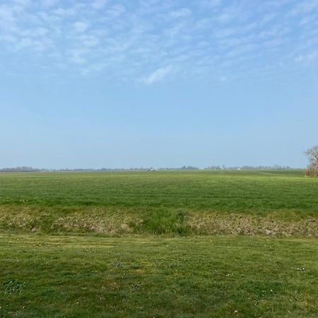 Landhotel De Ijsvogel Sint Nicolaasga Exteriör bild