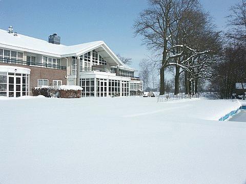 Landhotel De Ijsvogel Sint Nicolaasga Exteriör bild